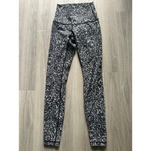 Lululemon Wunder Under Leggings (Hi-Rise) *Mini Cinder‎ Lace White Black size 4